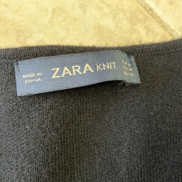 Zara Knit midi Dress Fit & Flair ruffle hem women’s size M Black gold buttons - Picture 10 of 13